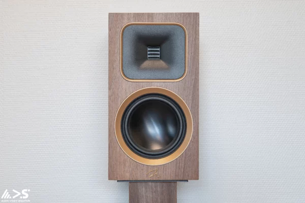 Foundation B1 – Image 2