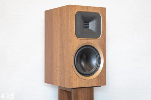 Foundation B1 – Image 3