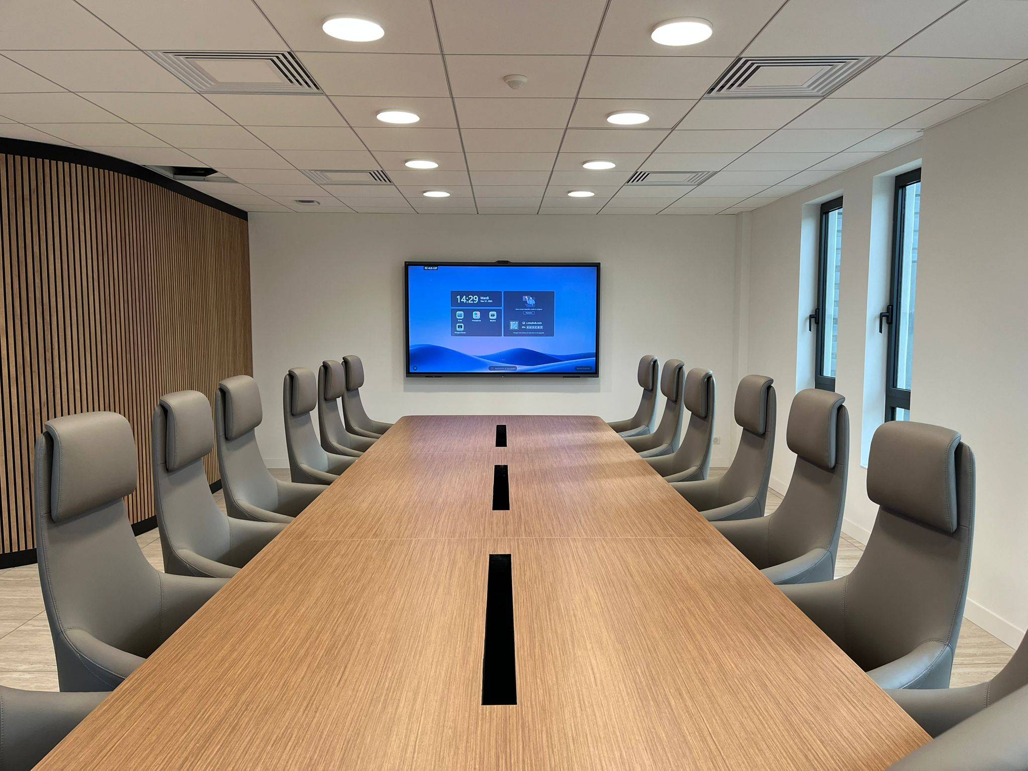 Solutions Audiovisuelles pour Professionnels proche de Macon